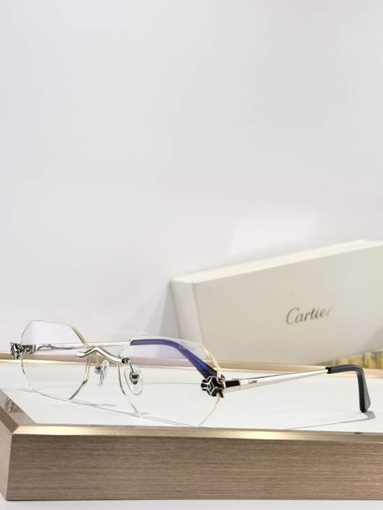 Picture of Cartier Sunglasses _SKUfw77796232fw